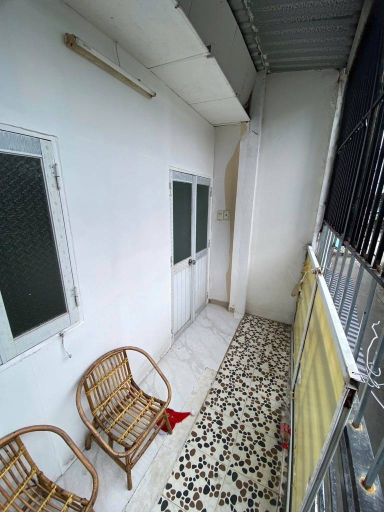 Bán nhà hẻm thông Phú Thọ Hoà, Tân Phú, chỉ hơn 1 tỷ có SHR